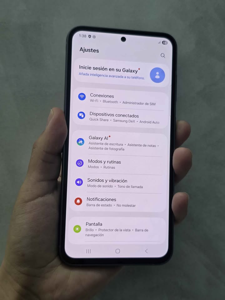 Samsung S23 FE Libre Esim, 128gb De Almacenamiento 8gb De Ram.