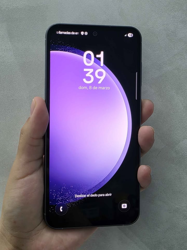 Samsung S23 FE Libre Esim, 128gb De Almacenamiento 8gb De Ram.