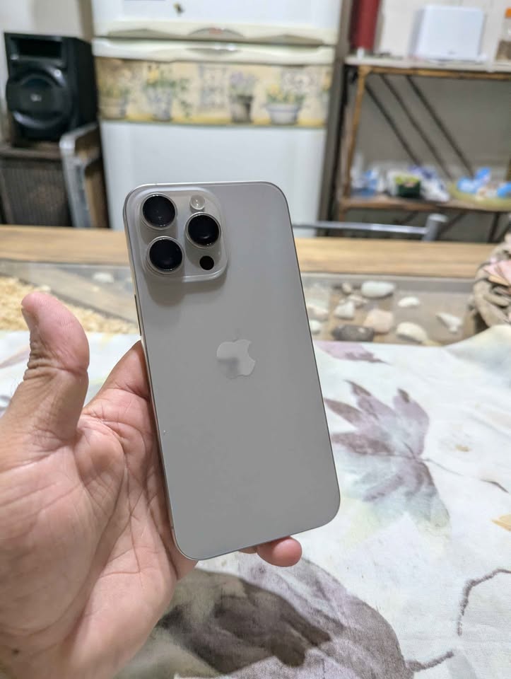 iPhone 15 Pro Max