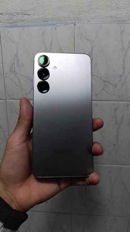 S25 256gb libre