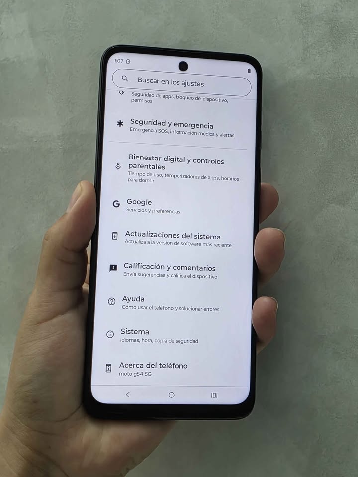 Motorola G54 5g Libre Esim, 256gb de almacenamiento 8gb de ram.