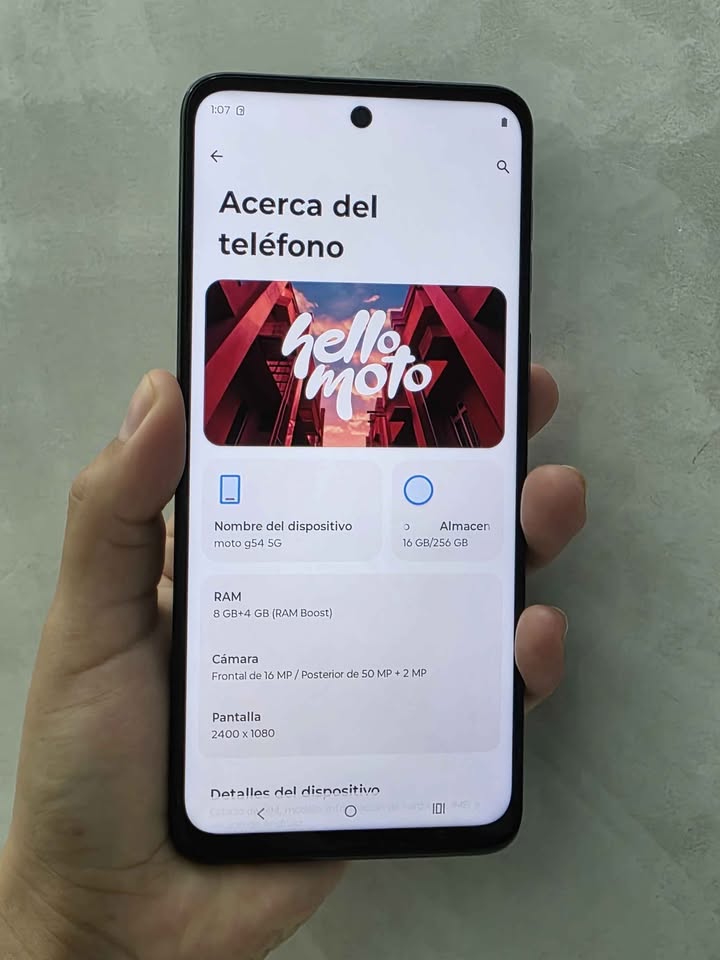Motorola G54 5g Libre Esim, 256gb de almacenamiento 8gb de ram.