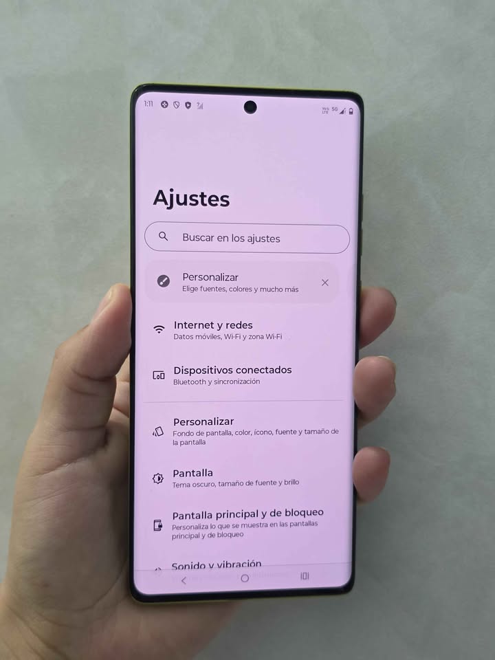 Motorola G85 5g Libre de fábrica, 256gb de almacenamiento 12gb de ram.