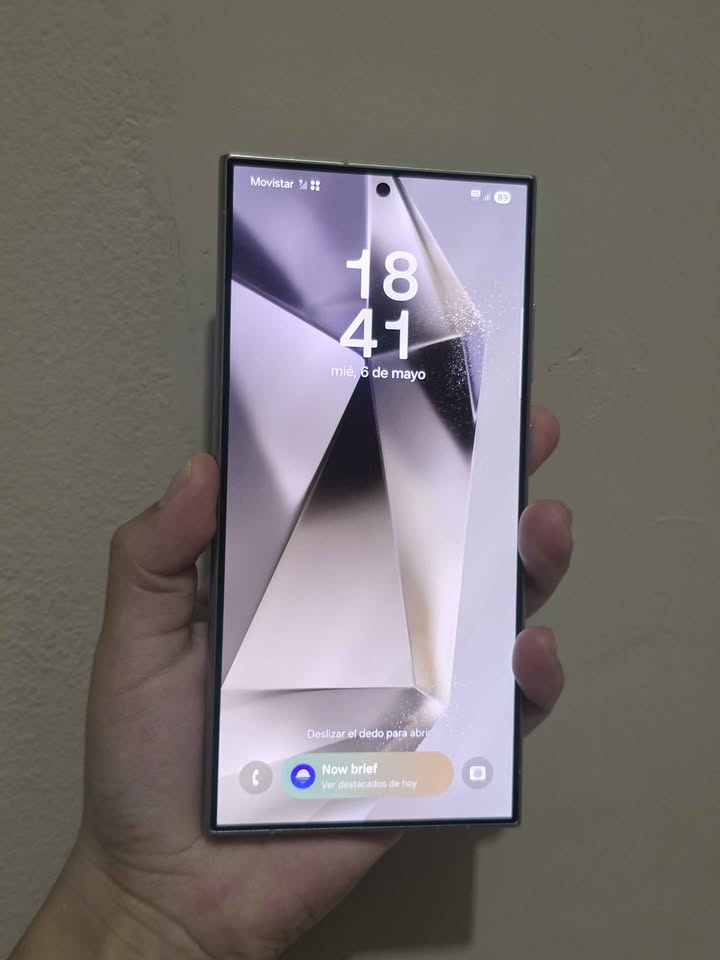 Samsung S24 Ultra Libre De Fabrica Para Cualquier Empresa 512gb De Almacenamiento 12gb De Ram