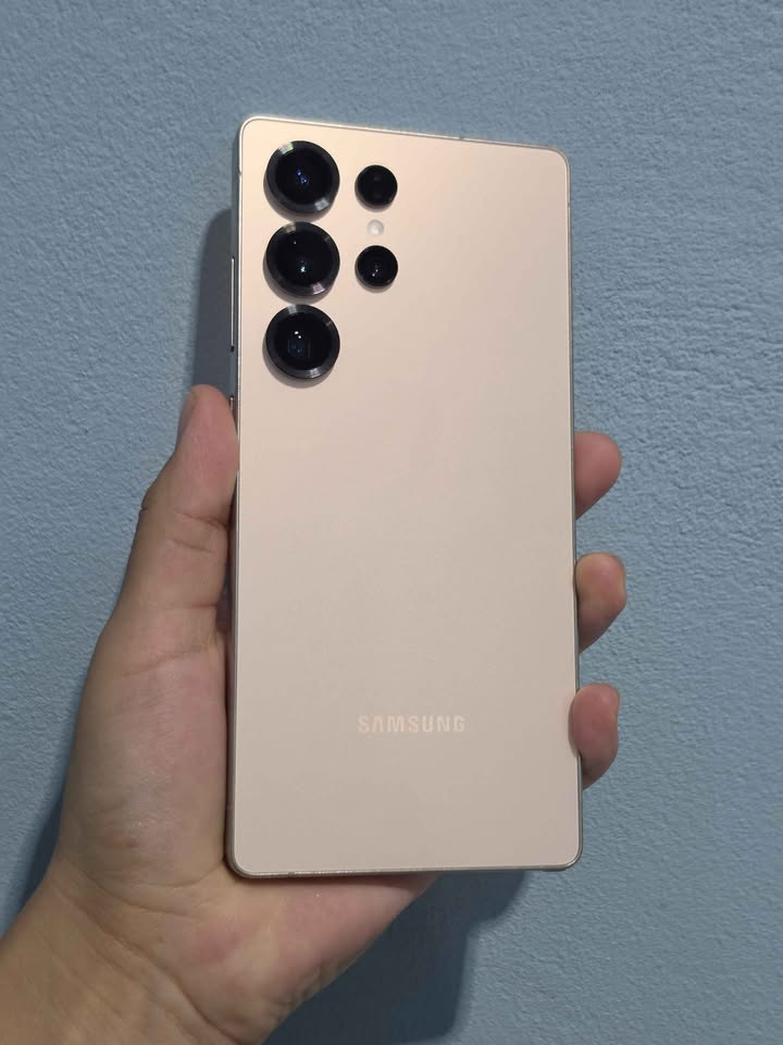 Samsung S25 Ultra Libre De Fabrica Para Cualquier Empresa 1TB De Almacenamiento 12gb De Ram