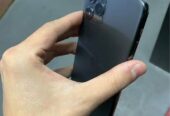 Vendo iphone 11 pro (230mil) (sin face id) la camara delantera un poquito borrosa (72% y 64GB)
