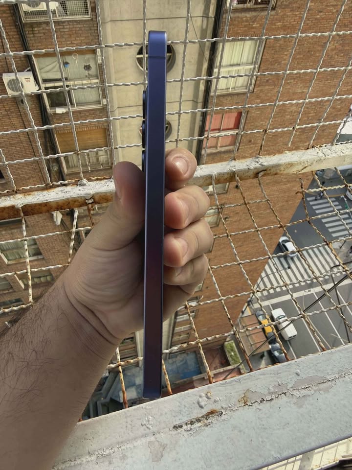 Samsung S26 Ultra 12/256 importado Dual Sim igual a nuevo. Valor en USD