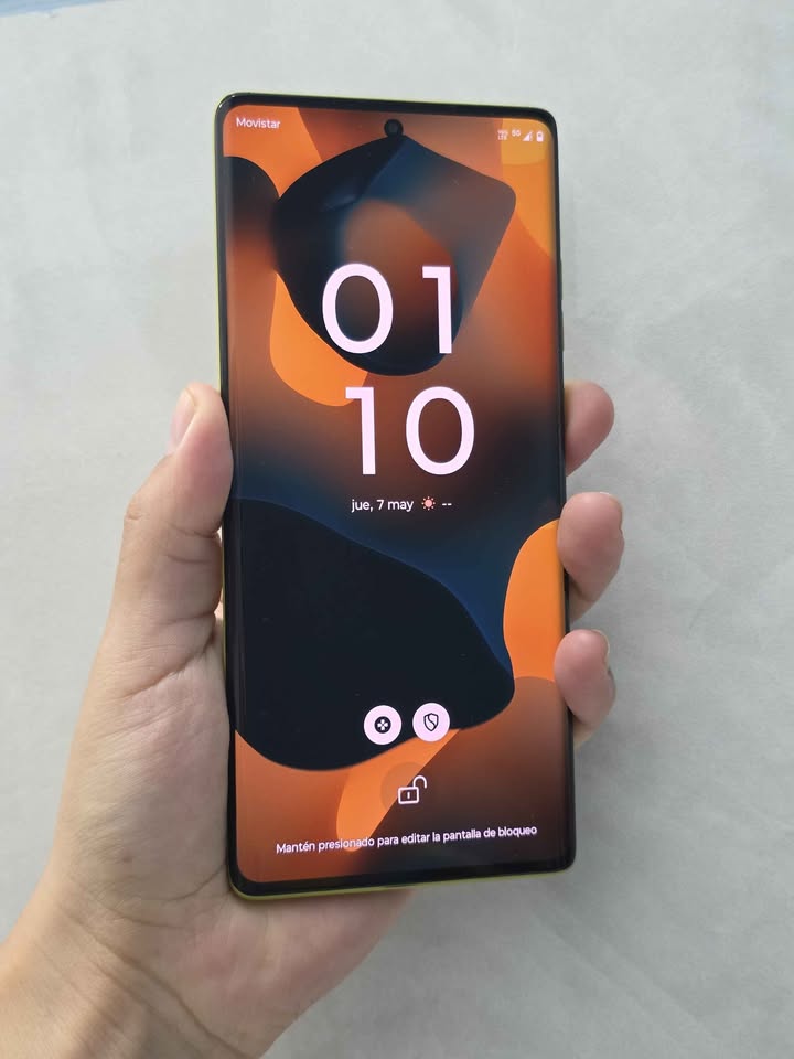 Motorola G85 5g Libre de fábrica, 256gb de almacenamiento 12gb de ram.