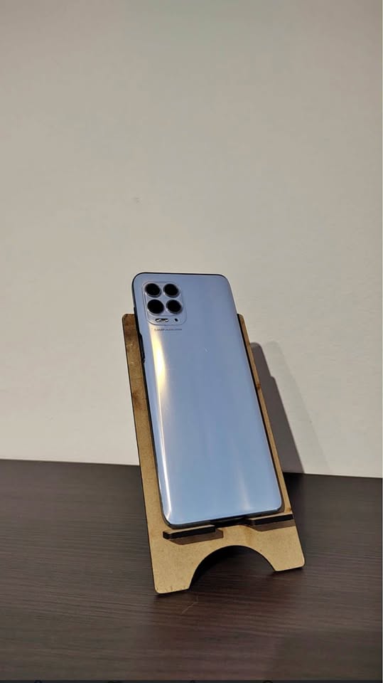 Motorola moto G100