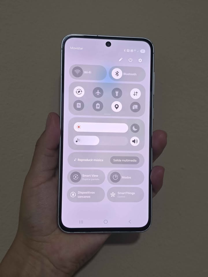 Samsung A56 5g Libre de fábrica para cualquier empresa 256gb De Almacenamiento 8gb De Ram.