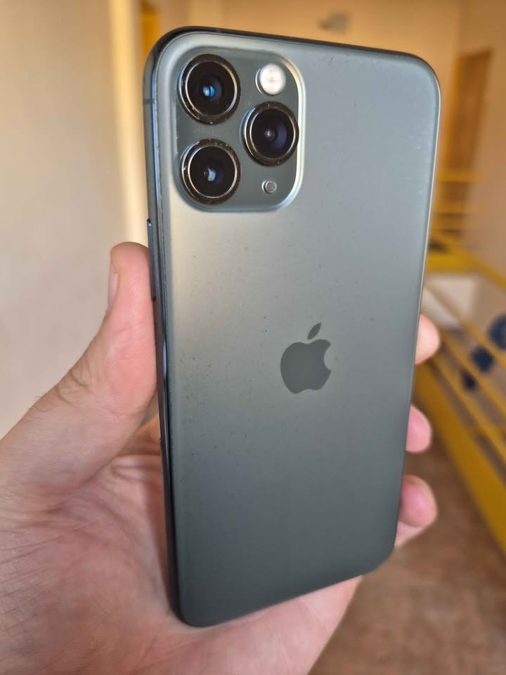 Iphone 11 Pro a Esim 64GB 98teria Impecable Estado sin Detalles !!