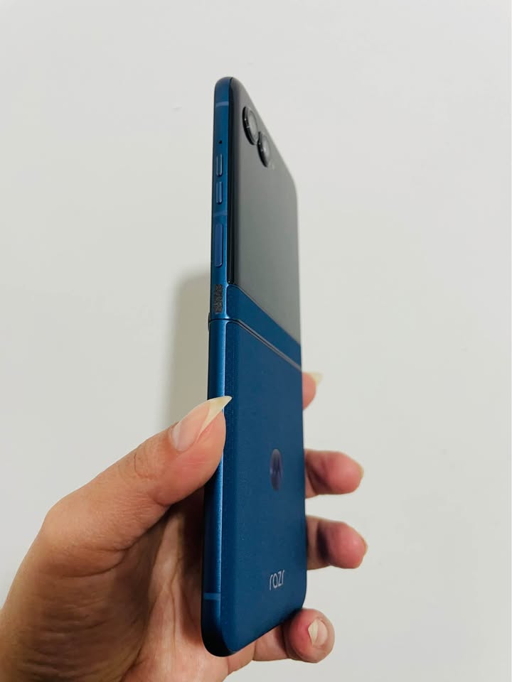 Moto razr 60 512 GB Libre de fábrica ✅