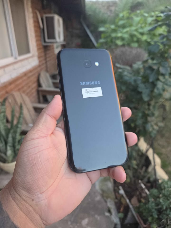 Samsung A7