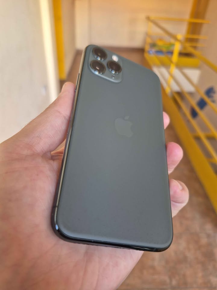 Iphone 11 Pro a Esim 64GB 98teria Impecable Estado sin Detalles !!