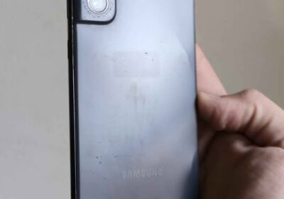 Vendo Samsung S21FE 5G libre 128gb 6ram minimo detalle vidrio , No permuto