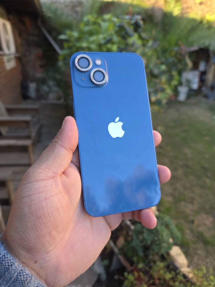 iPhone 13