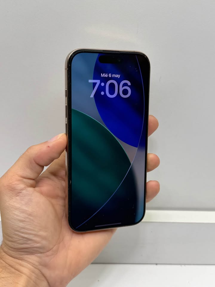 iPhone 16 pro 256gb esim 🍎📲 100% 🔋 único dueño un año de uso Cable y caja original