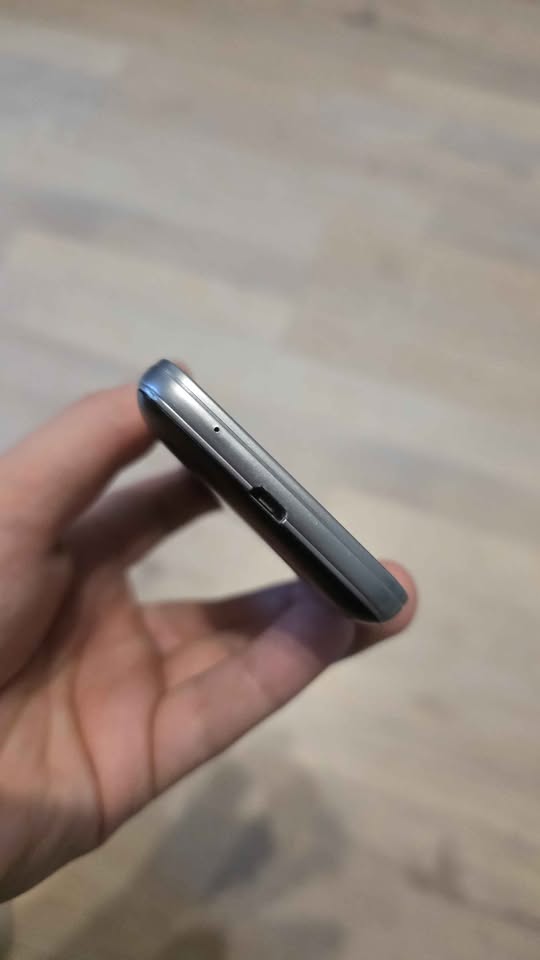 SAMSUNG GALAXY ACE 4 NEO SOLO CLARO SOLO LLAMADAS Y SMS EN EXCELENTE ESTADO