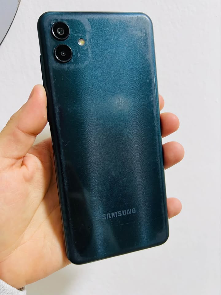 LÍQUIDO SAMSUNG A04 $100.000 LIBERADO 64GB