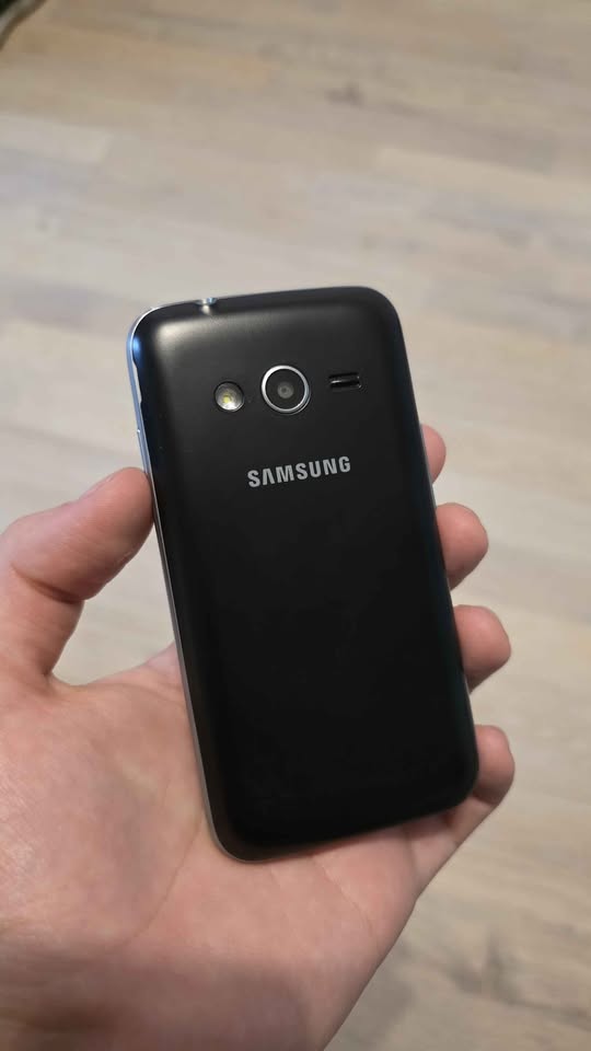 SAMSUNG GALAXY ACE 4 NEO SOLO CLARO SOLO LLAMADAS Y SMS EN EXCELENTE ESTADO