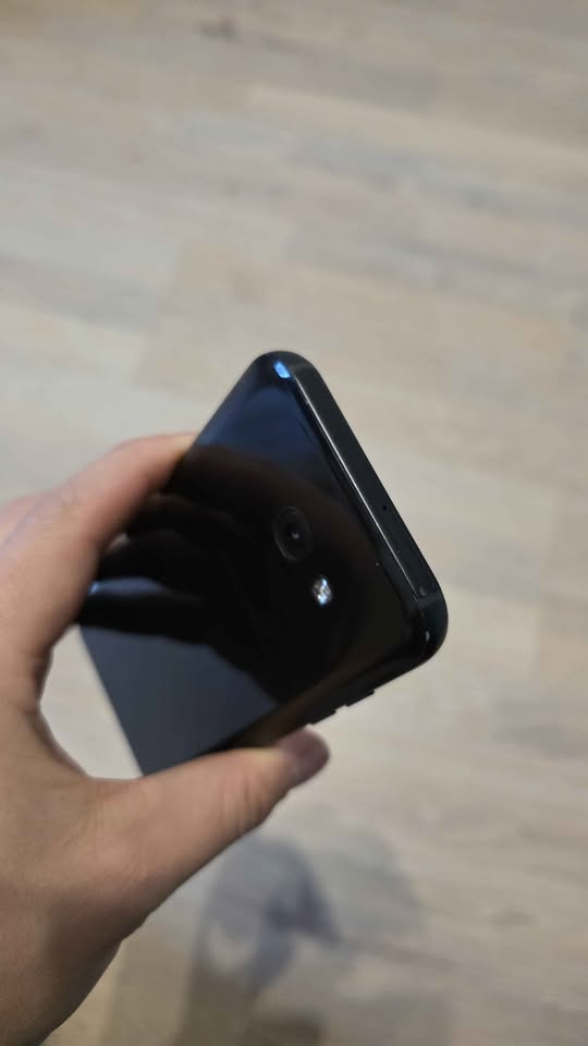 SAMSUNG GALAXY A5 2017 LIBRE 32GB 3GB RAM ANDROID 8 EN EXCELENTE ESTADO