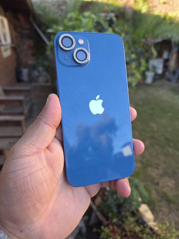 iPhone 13