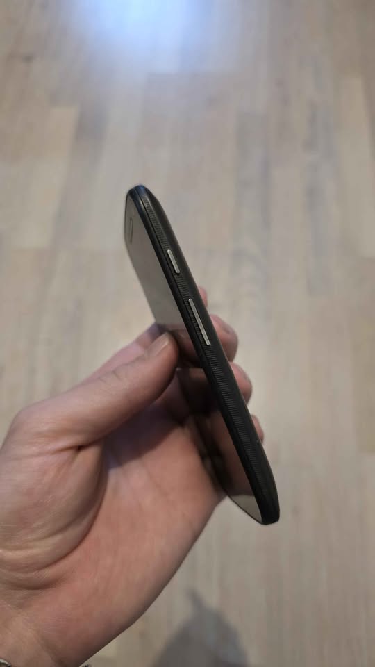 MOTO E 2DA GEN LIBRE 8GB ANDROID 6 EN BUENAS CONDICIONES