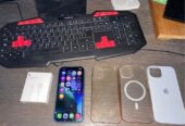 iPhone 13 de 128 Gg y 79 de batería de talles en la pantalla