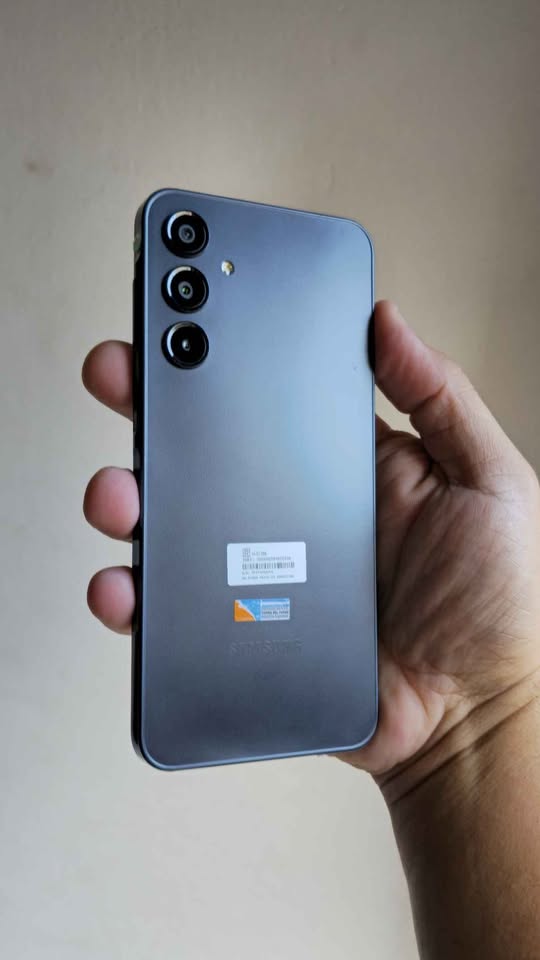 Vendo Samsung A16 libre 128gb 4ram IMPECABLE NUEVO , NO PERMUTO