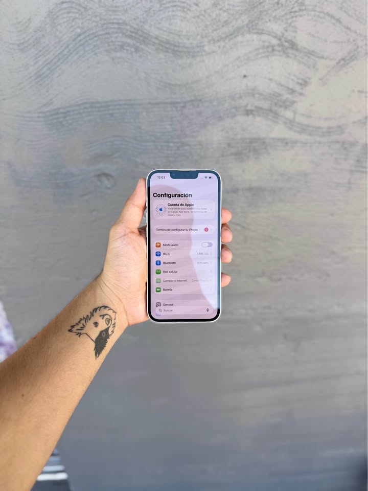 iPhone 13