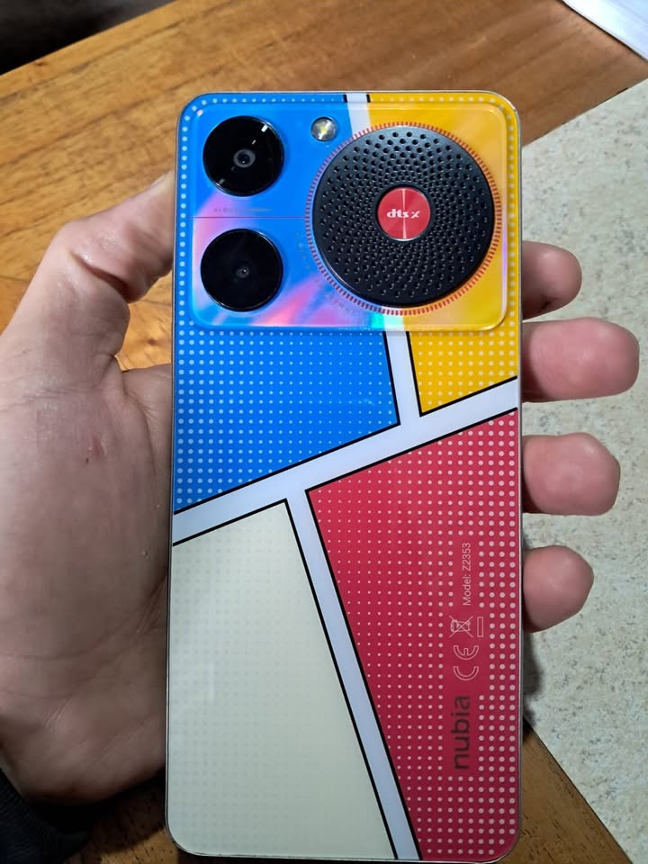 ZTE Nubia Music