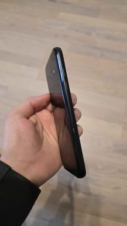 SAMSUNG GALAXY A5 2017 LIBRE 32GB 3GB RAM ANDROID 8 EN EXCELENTE ESTADO