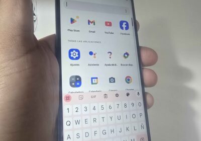 Motorola g04s 📱 64 GB 👌 Se retira por paternal 😊 Detalle tiene porta sin de otro color
