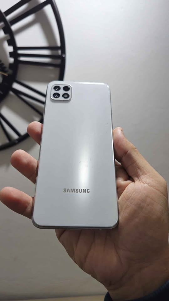 Vendo Samsung A22 libre 5G 128gb 4ram huella nfc , NO PERMUTO