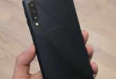 SAMSUNG GALAXY A7 2018 LIBRE 64GB 4GB RAM ASTILLADO