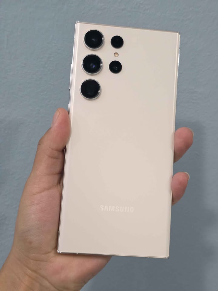 Samsung S23 Ultra Libre Sim Virtual Para Cualquier Empresa 256gb De Almacenamiento 12gb De Ram