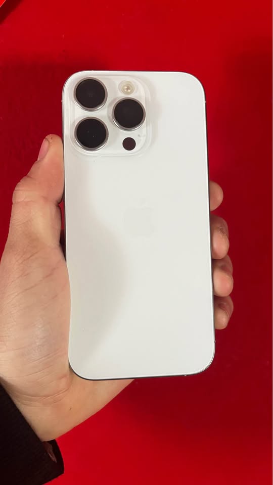 📱 iPhone 16 Pro – 128 GB 🧠 $1.000.000 | SOLO VENTA 91% 🔋 | Libre Excelente estado, sin detalles