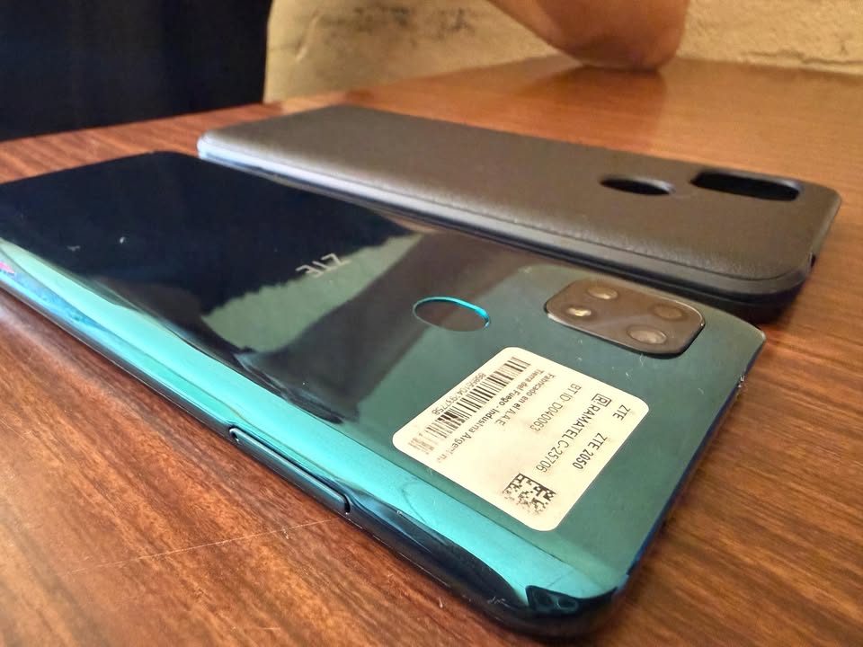 ZTE V SMART 2050 4GB/128GB En Caja