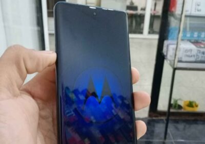 Vendo Edge 30 fusión Libre de todo Memoria 256Gb