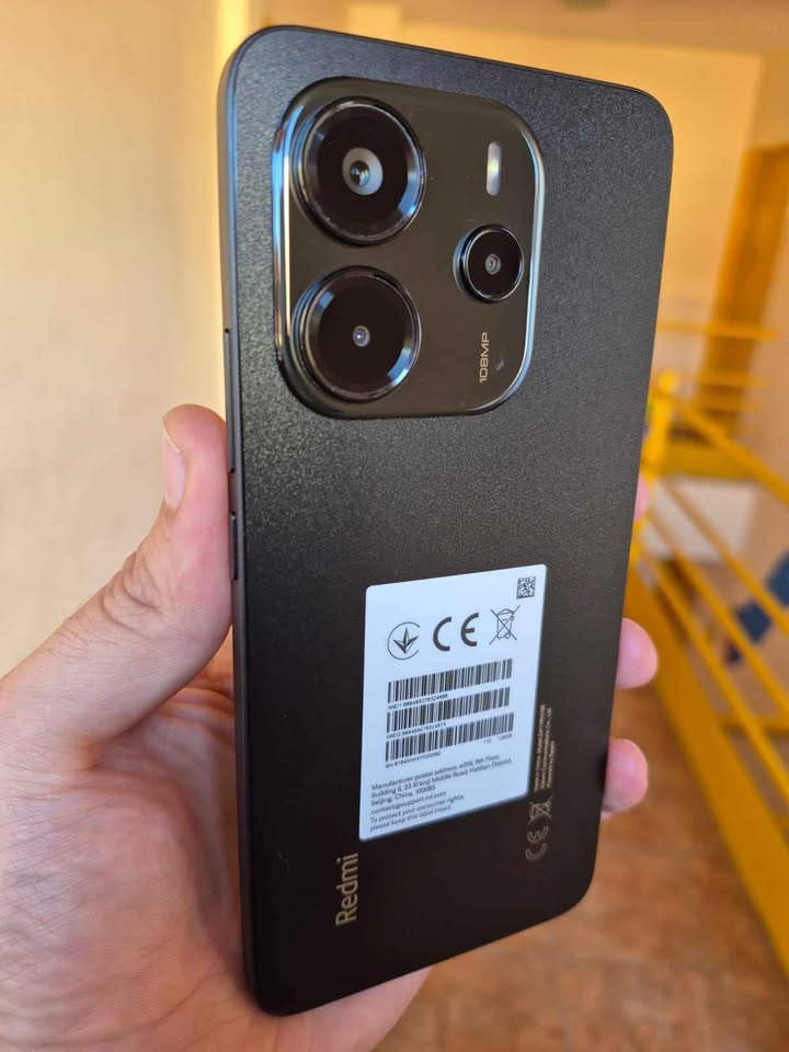 Redmi Note 14 256Gb y 8 De Ram. Libre de fabrica. Excelente estado!