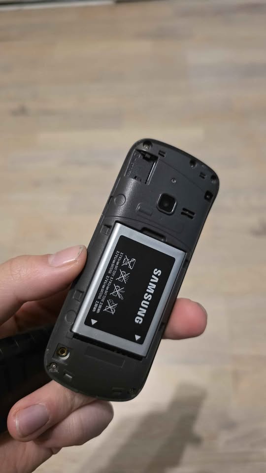 SAMSUNG E3300 3G SOLO PERSONAL SOLO LLAMADAS Y SMS EN EXCELENTE ESTADO