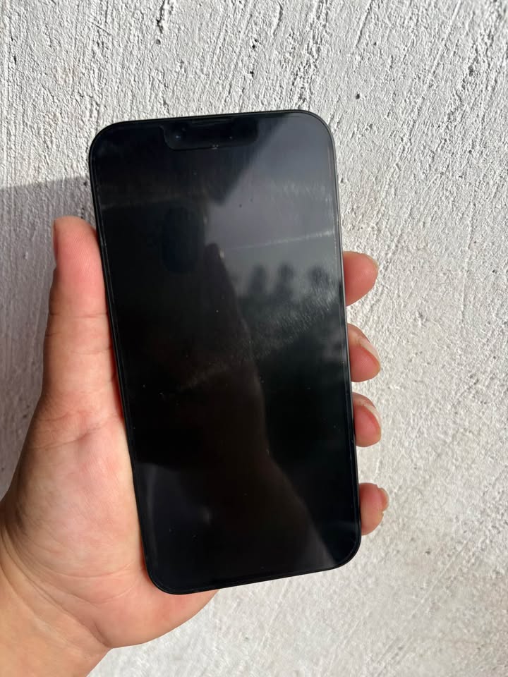 VENDO IPHONE 16e