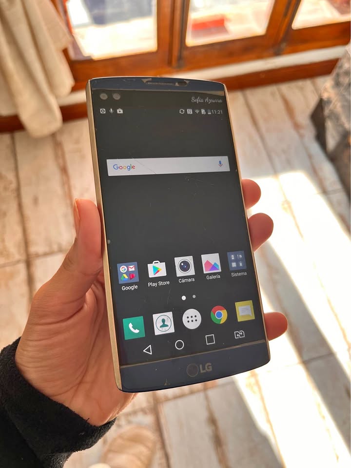 LIQUIDO CELULAR LG – NO PERMUTO