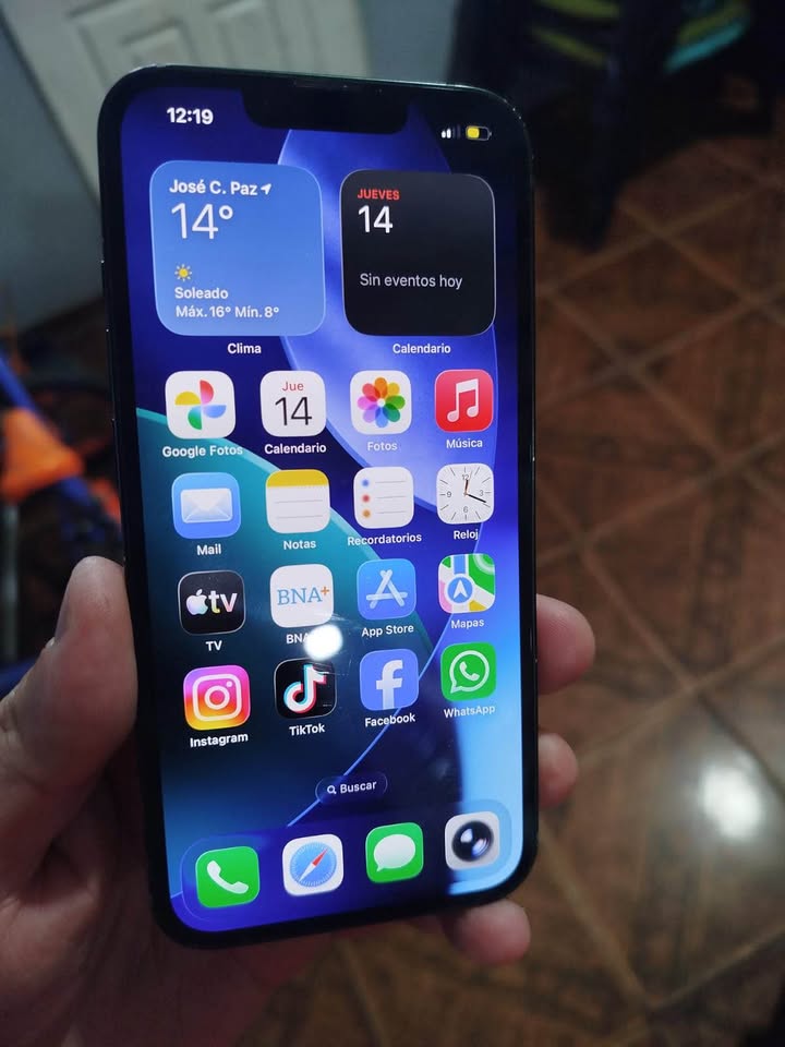 iPhone 13 PERMUTO