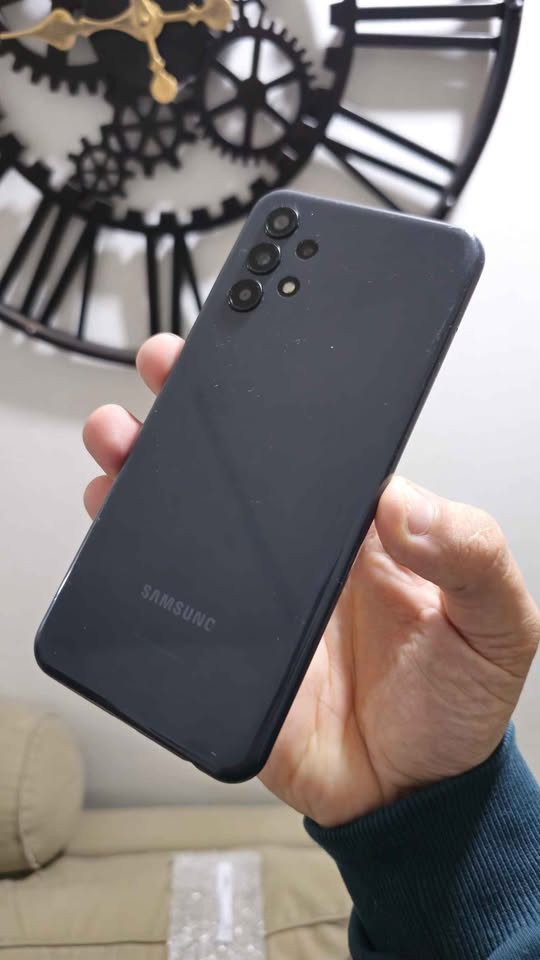 Vendo Samsung A13 libre 128gb 4ram huella , IMPECABLE , NO PERMUTO