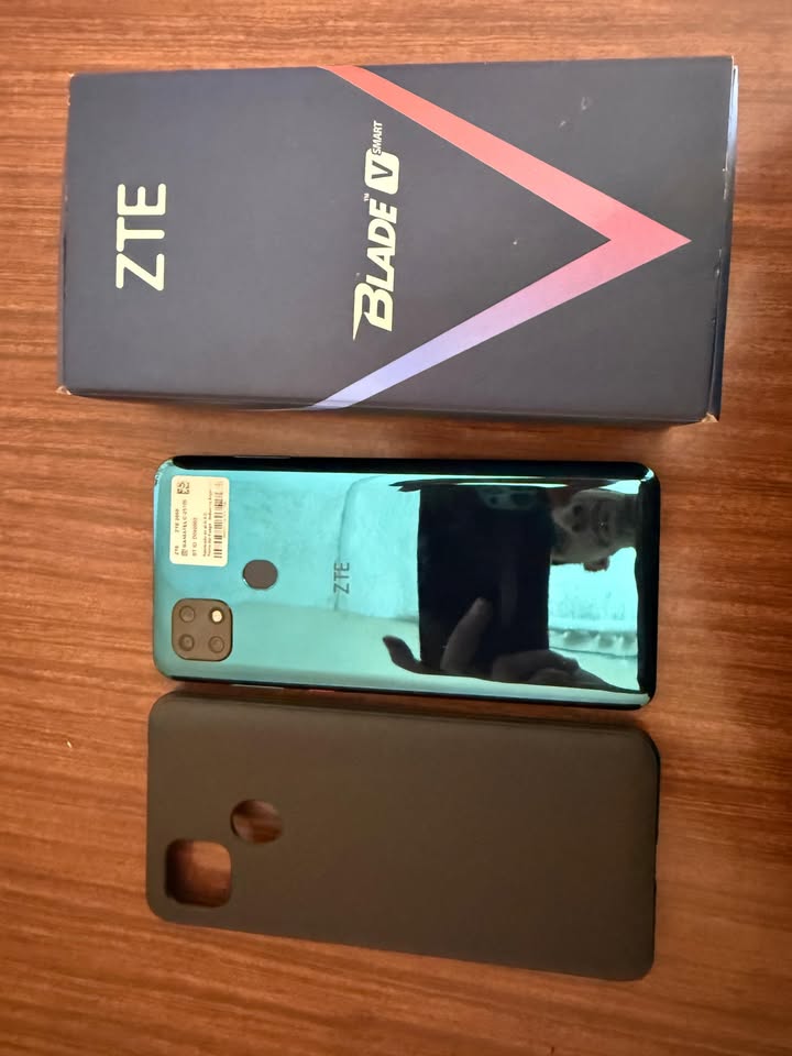 ZTE V SMART 2050 4GB/128GB En Caja