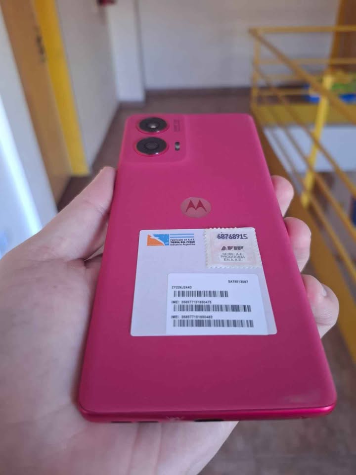 Motorola Edge 50 Fusión a esim 256 Gb y 8 De Ram. Impecable estado!