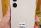 Samsumg S24 Fe 256Gb/8 De Ram Libre de fabrica impecable Estado Como Nuevo!!