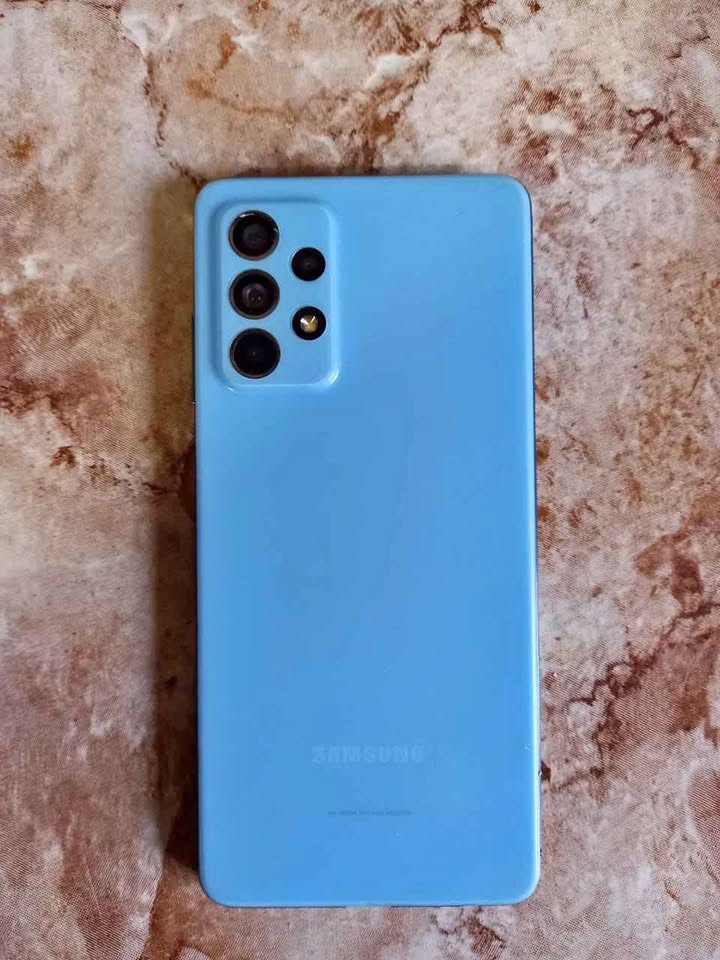 Samsung A52
