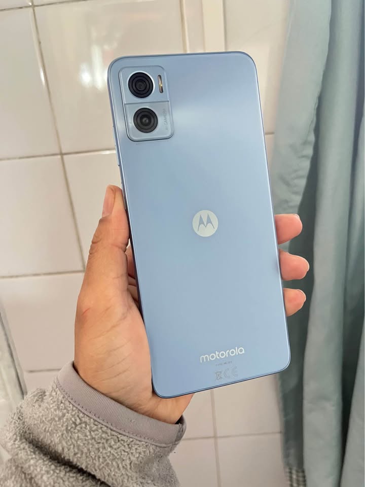 Moto e22